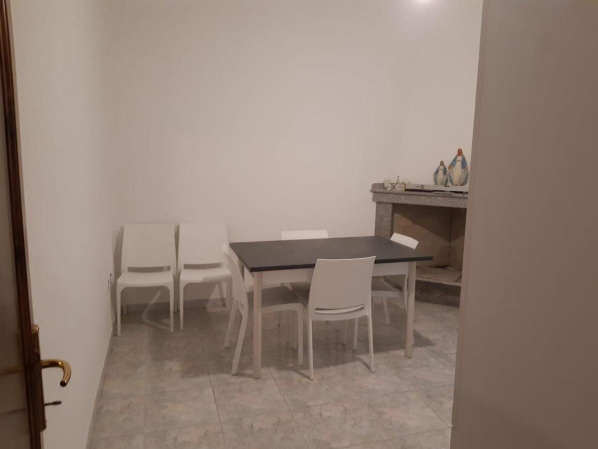 Appartamento Mare Sardegna Siniscola A 6 Km Da La Caletta Santa Lucia Capo Comino Berchida Екстериор снимка